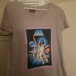 Women's Large Gray Star Wars V-Neck T-Shirt.
